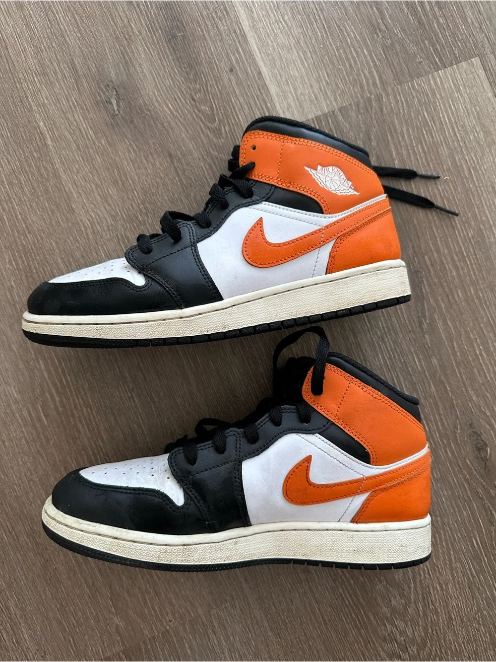 Nike Kids' Air Jordan 1 Mid - Orange / Black / White